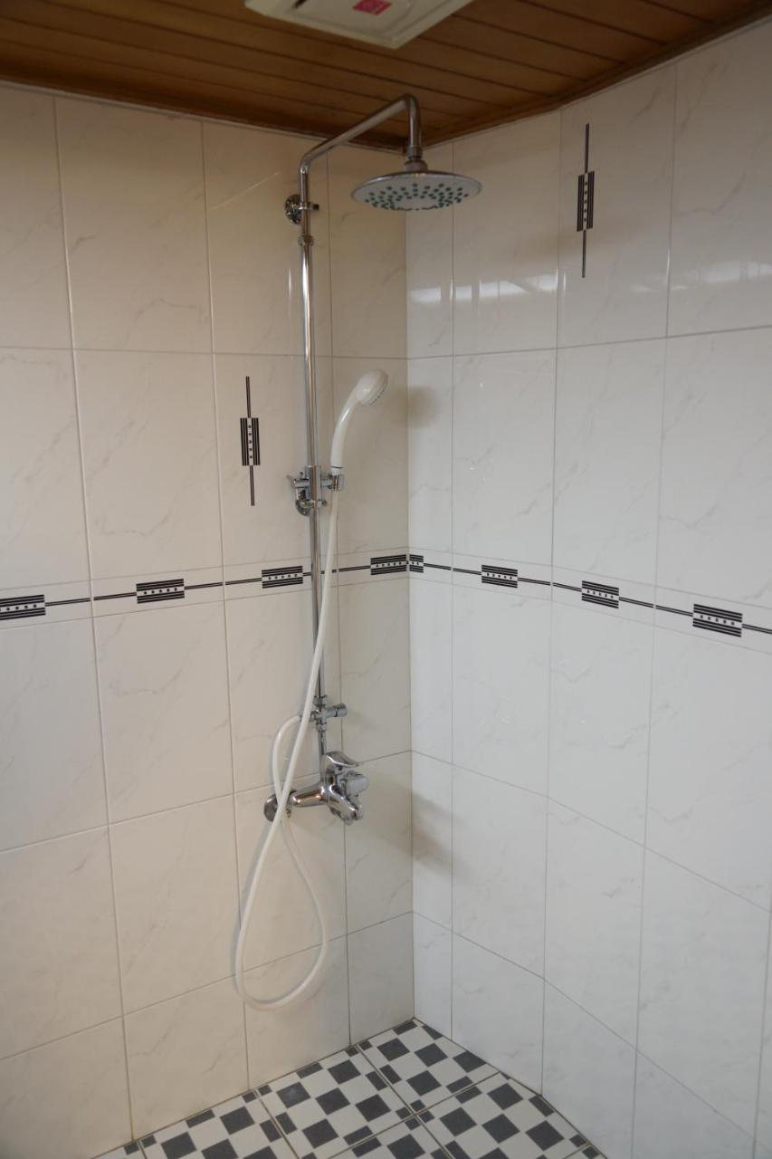 טאינאן Ying Dai Hotel מראה חיצוני תמונה