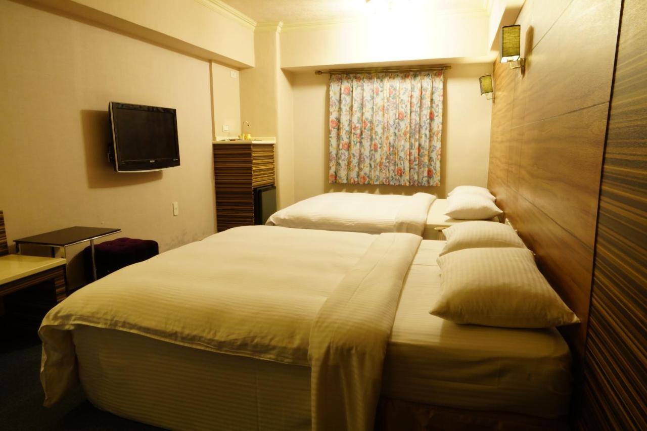 טאינאן Ying Dai Hotel מראה חיצוני תמונה
