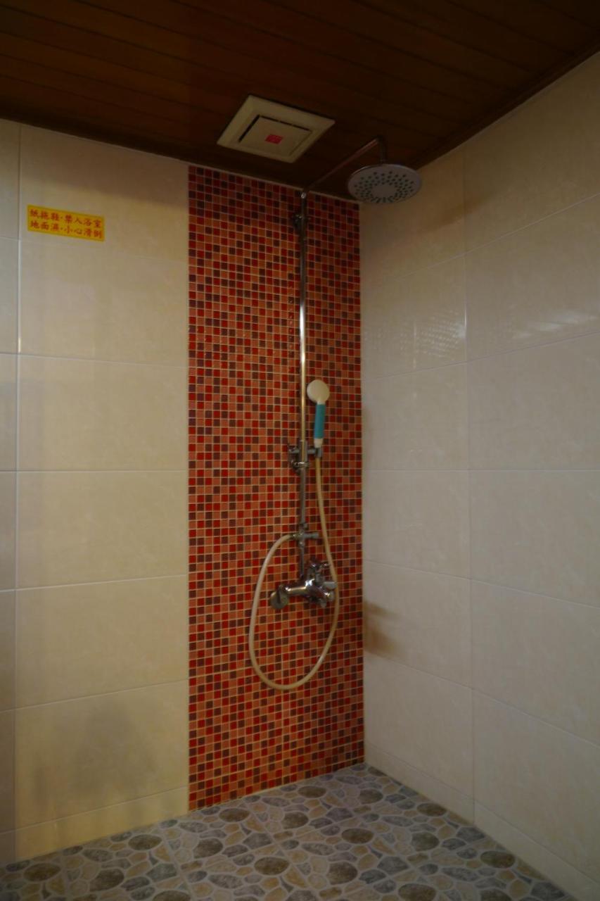 טאינאן Ying Dai Hotel מראה חיצוני תמונה