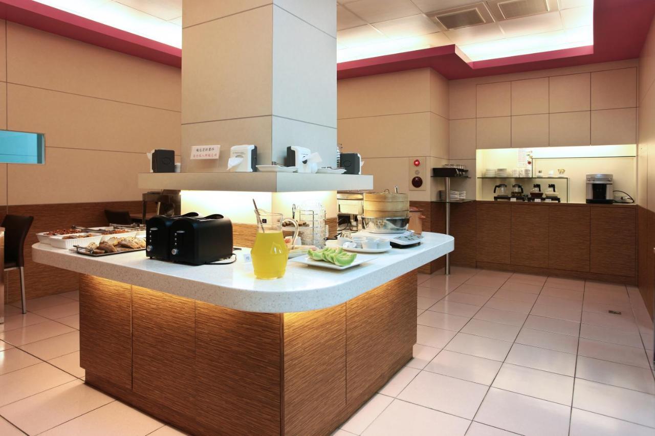 טאינאן Ying Dai Hotel מראה חיצוני תמונה